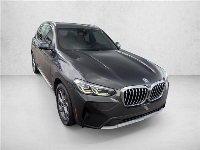 Used 2024 BMW X3 sDrive30i w/ Premium Package RWD image 3