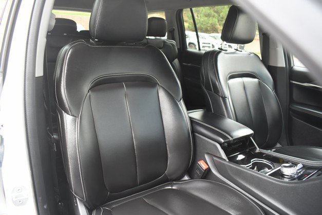 Used 2023 Jeep Grand Cherokee L Limited AWD/4WD image 26