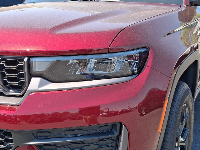 New 2026 Jeep Grand Cherokee Altitude AWD/4WD image 8