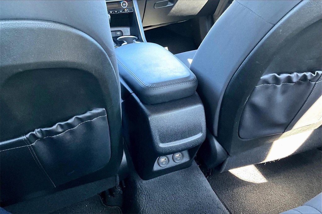 Used 2023 Kia K5 LXS image 32