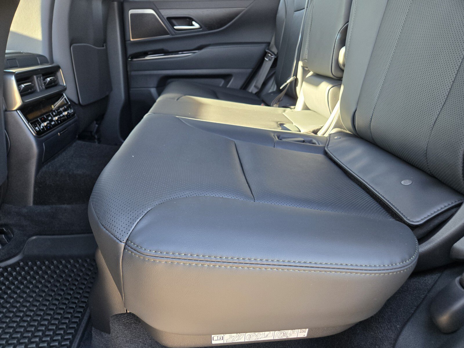 New 2026 Lexus LX 700h Overtrail AWD/4WD image 8