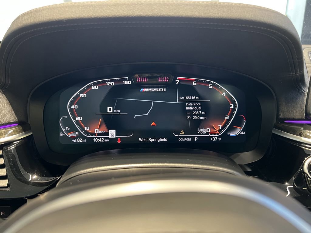 Used 2023 BMW M550i xDrive w/ Dynamic Handling Package image 18