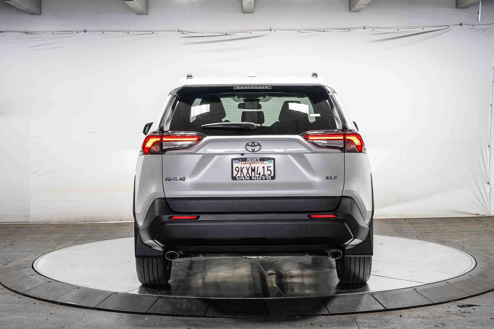 Certified 2024 Toyota RAV4 XLE Premium FWD image 4