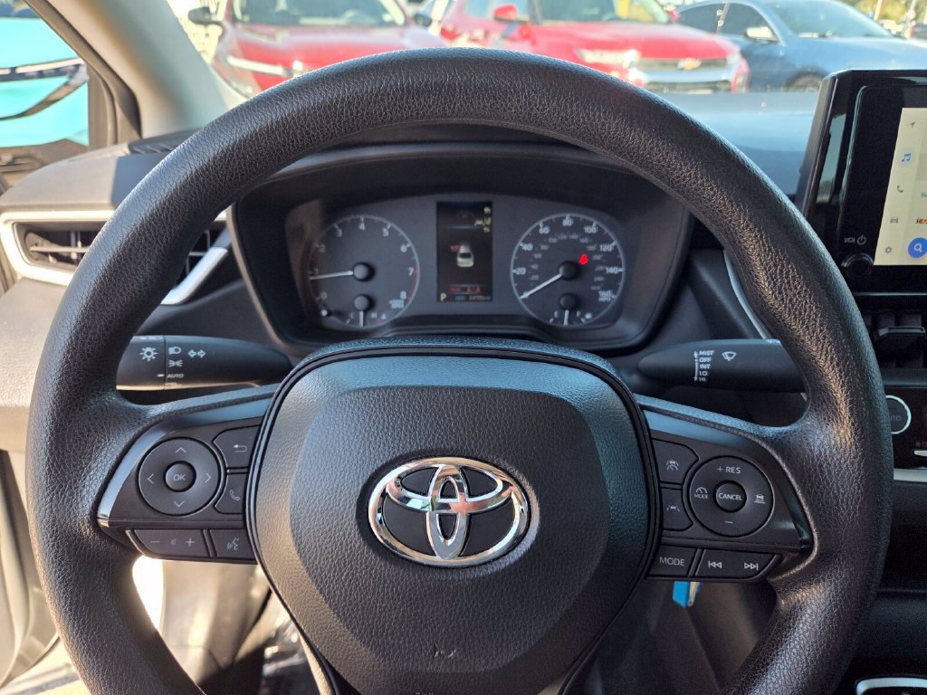 Used 2024 Toyota Corolla LE FWD image 28
