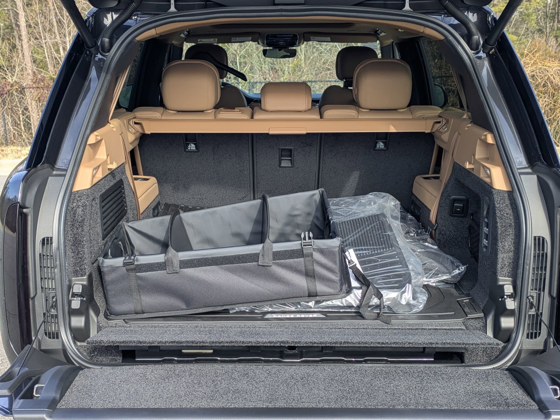 New 2026 Land Rover Range Rover Long Wheelbase SE AWD/4WD image 27