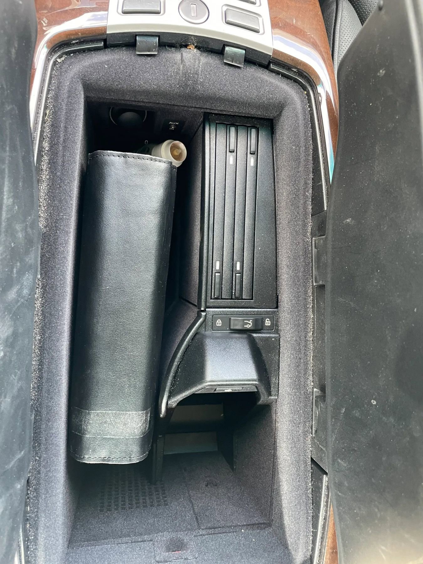 Used 2008 BMW 750i image 30