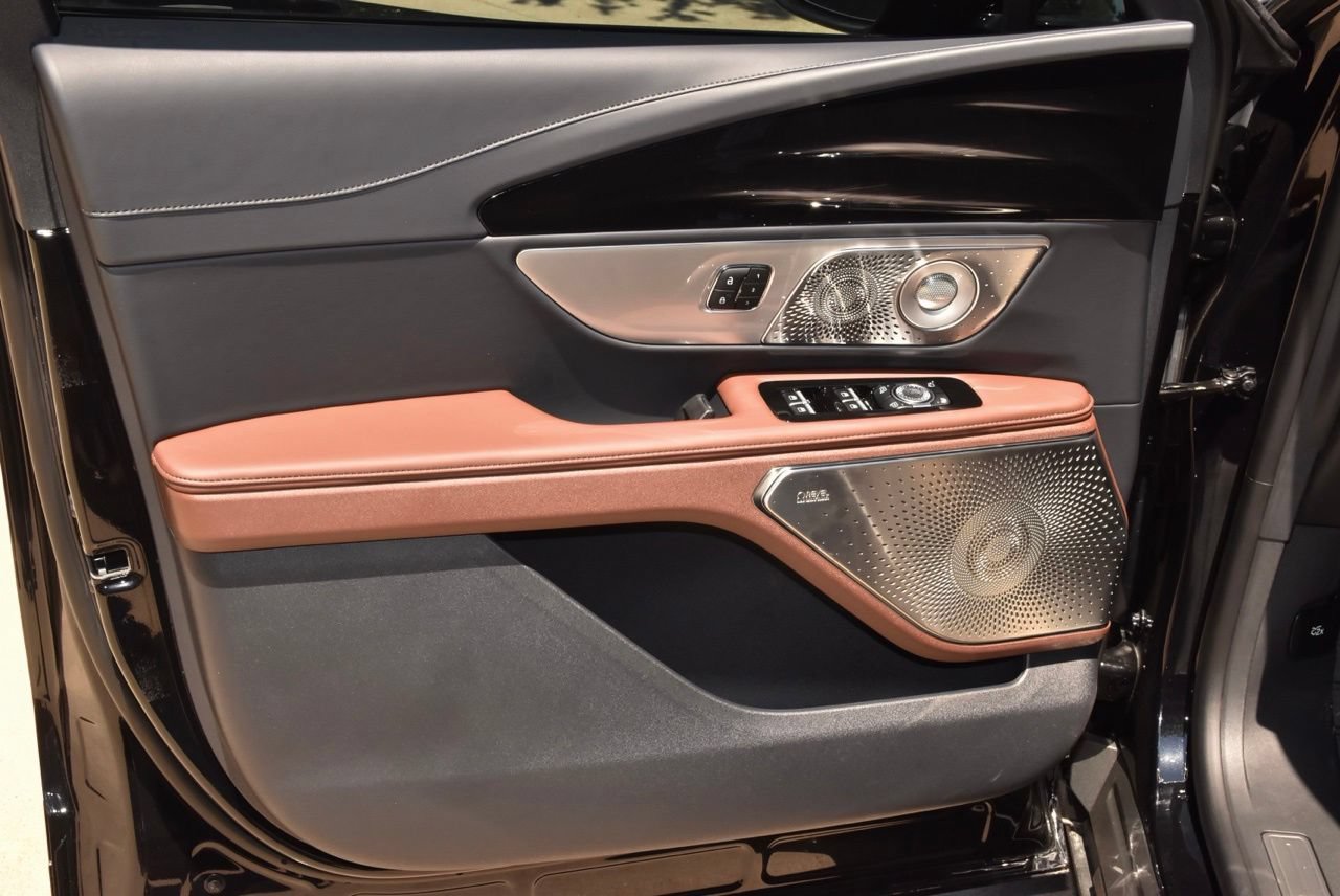 New 2026 Lincoln Nautilus Reserve AWD/4WD image 64