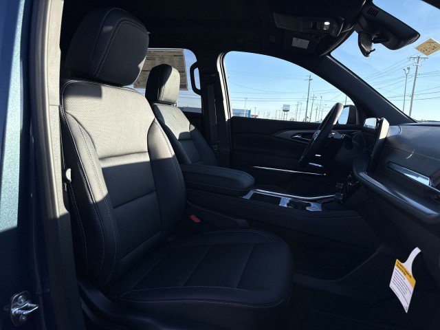 New 2026 Chevrolet Traverse LT w/ Sun and Wheel Package image 27