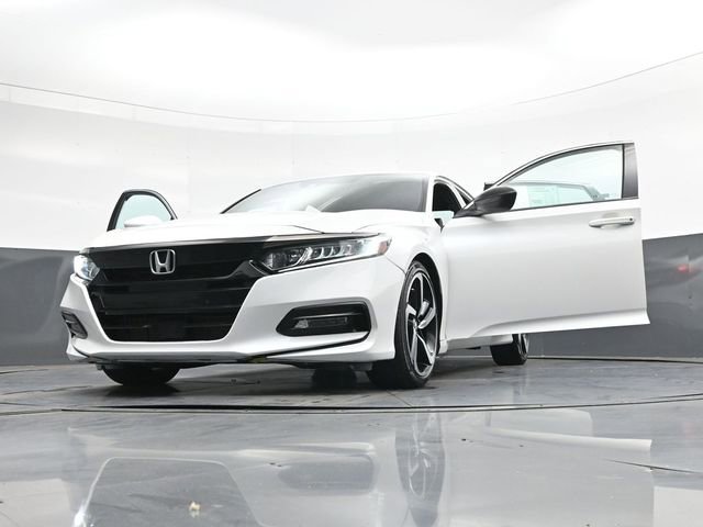 Used 2018 Honda Accord Sport image 42
