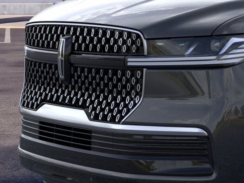 New 2026 Lincoln Navigator Reserve AWD/4WD image 17