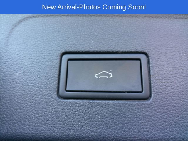 Used 2024 Volkswagen Atlas Peak Edition SEL AWD/4WD image 32