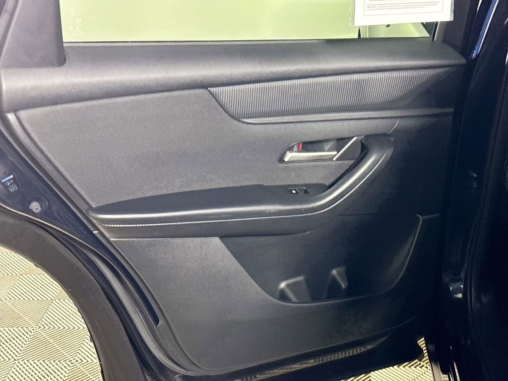 Used 2025 MAZDA CX-90 3.3 Turbo w/ Select Package image 18