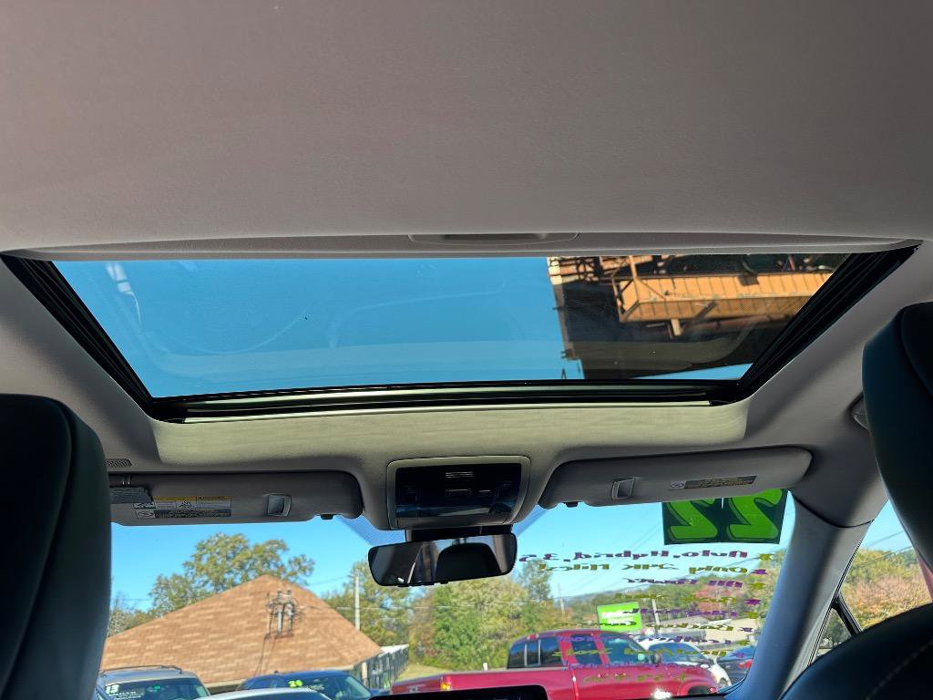 Used 2022 Lexus RX 450hL AWD w/ Premium Package image 6