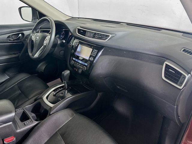 Used 2016 Nissan Rogue SL w/ SL Premium Package image 30