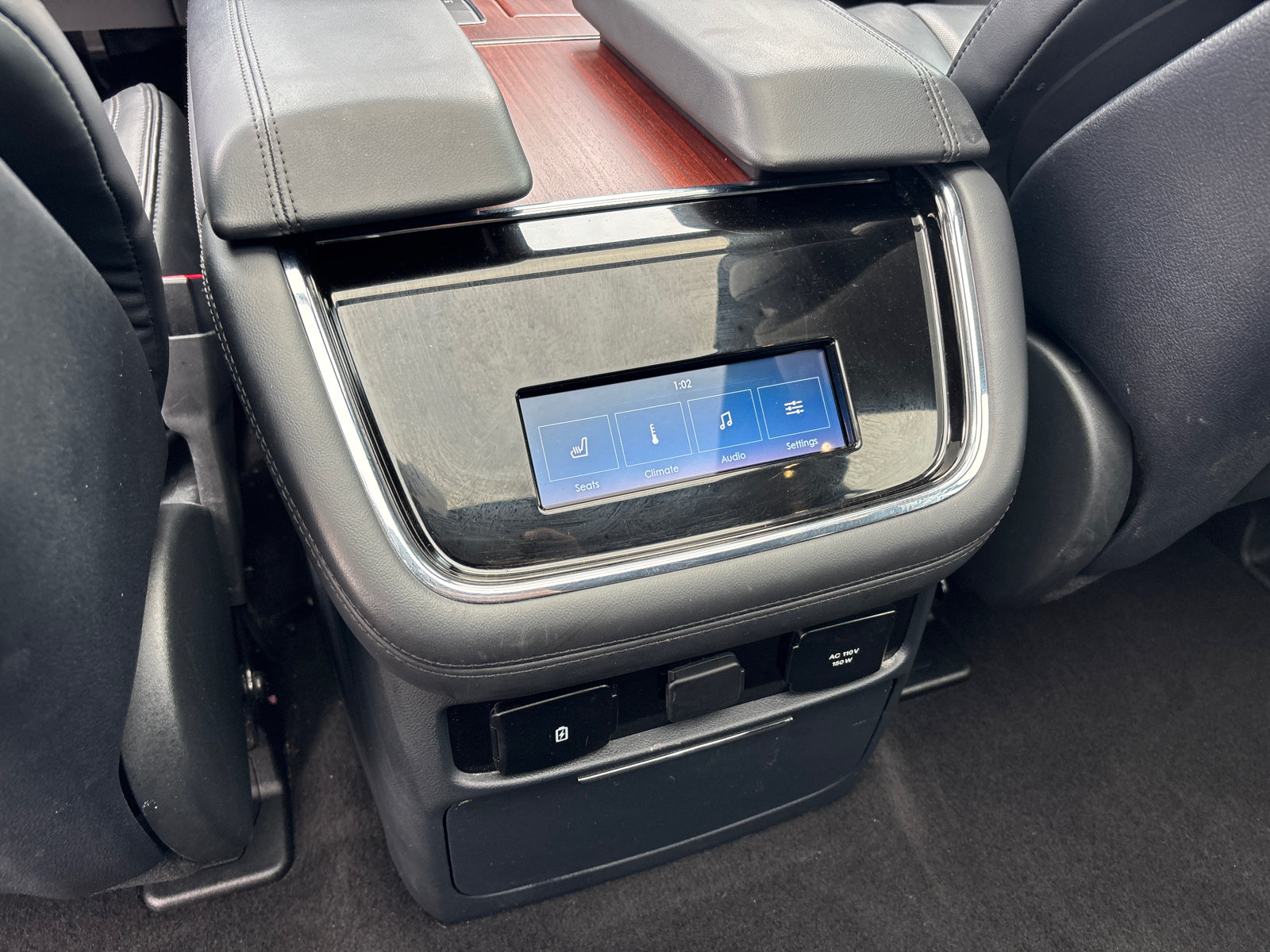 Certified 2023 Lincoln Navigator Reserve AWD/4WD image 32