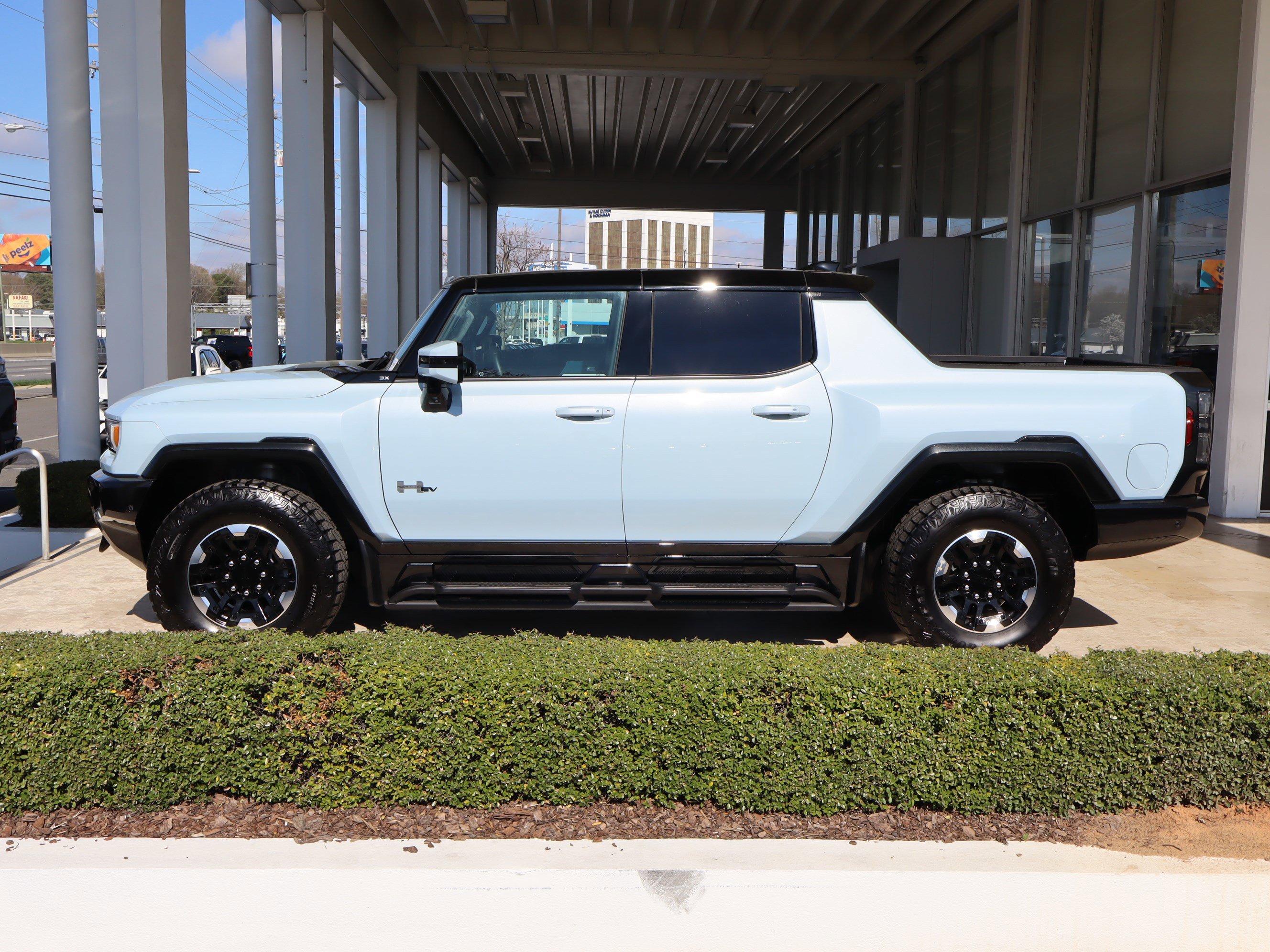 Certified 2024 GMC Hummer EV 3X w/ Extreme Off-Road Package image 7