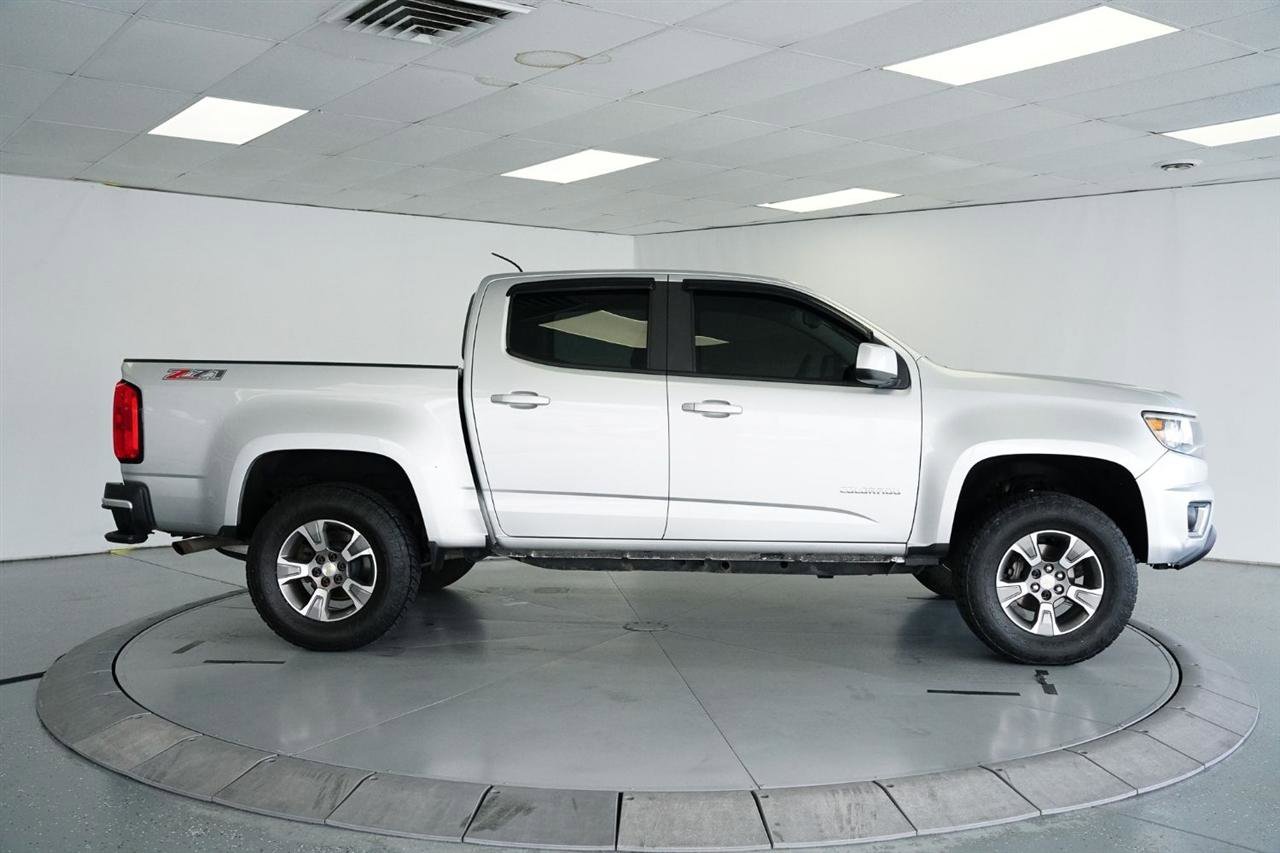 Used 2017 Chevrolet Colorado Z71 image 9
