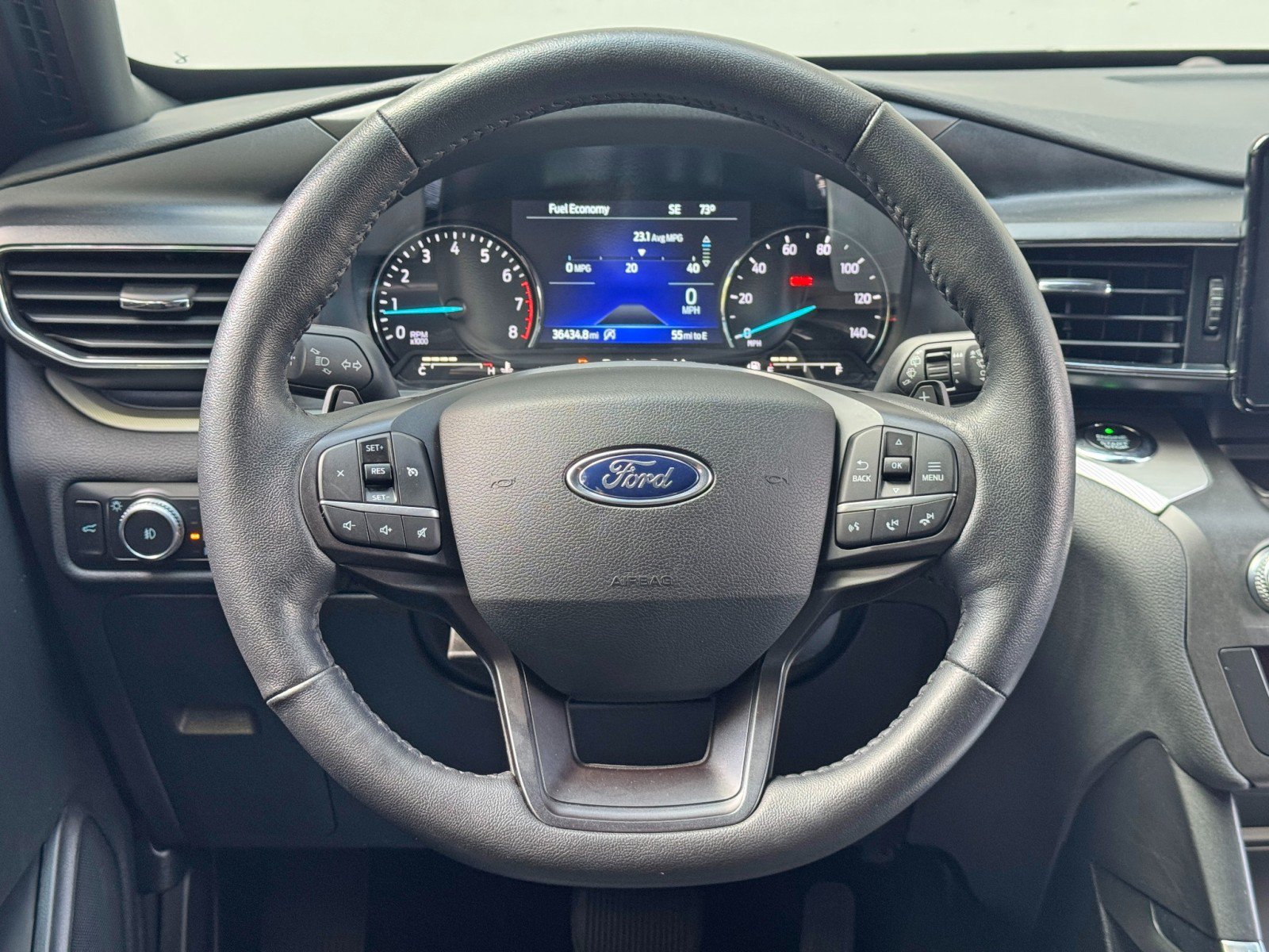 Used 2020 Ford Explorer XLT w/ Equipment Group 202A RWD image 17