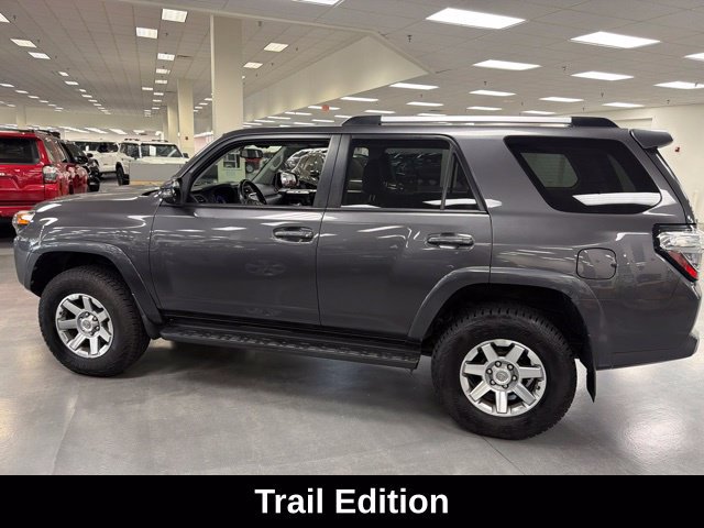 Used 2016 Toyota 4Runner Trail Premium AWD/4WD image 4