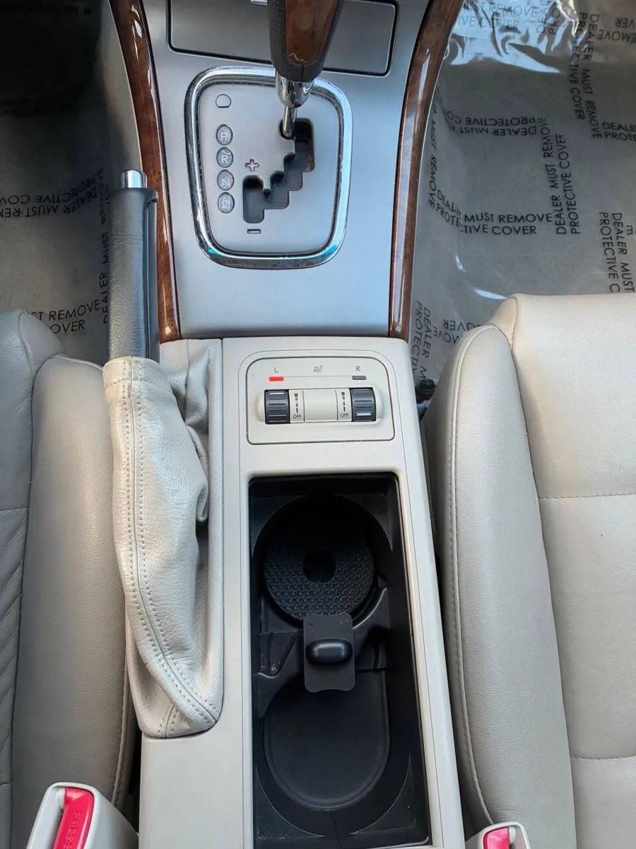 Used 2007 Subaru Legacy 2.5i Limited image 16