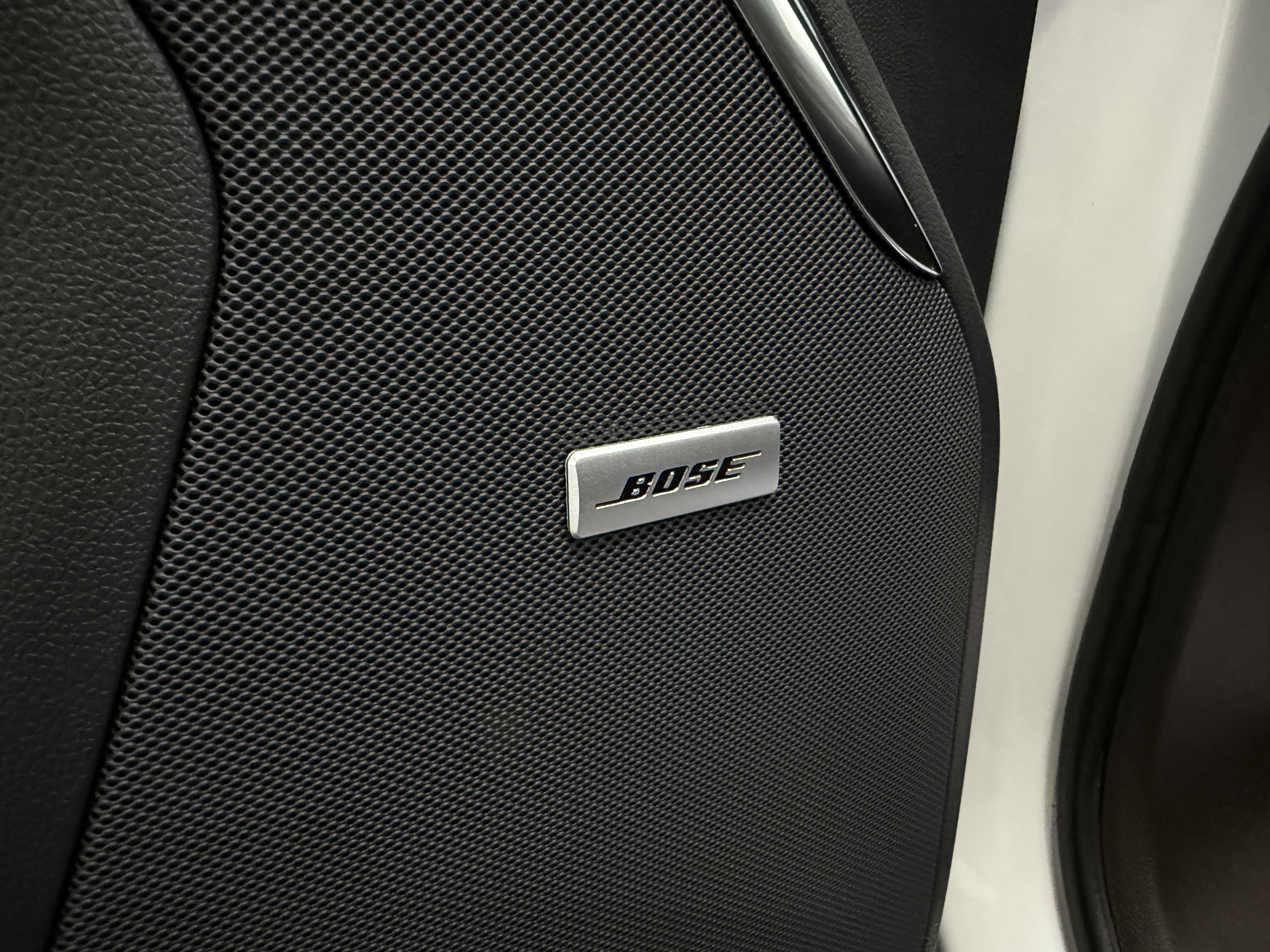 Used 2024 GMC Yukon Denali image 12