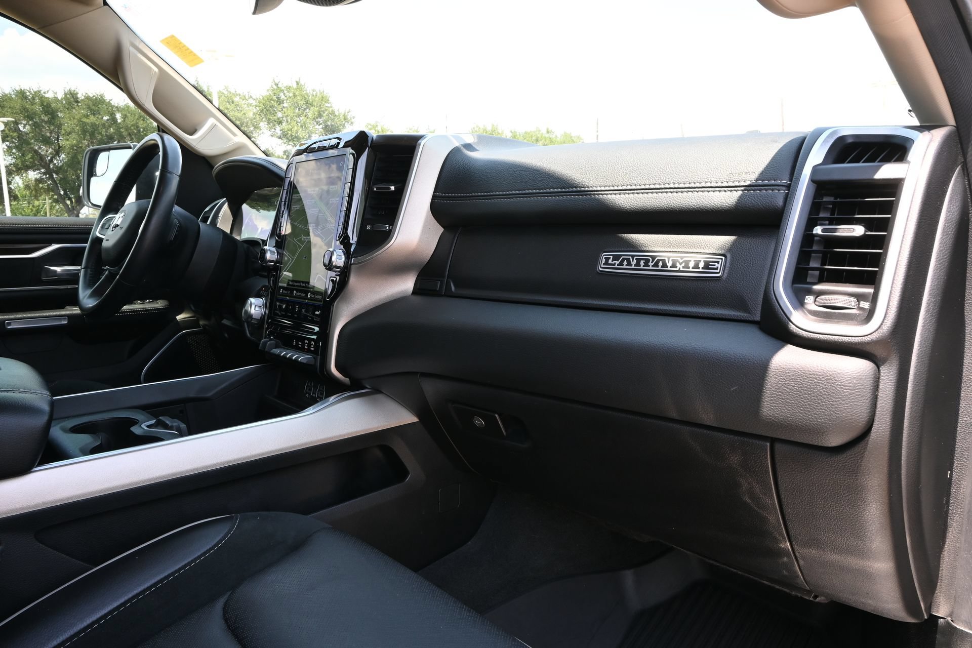 Used 2021 RAM 1500 Laramie w/ Laramie Southwest Edition RWD image 25