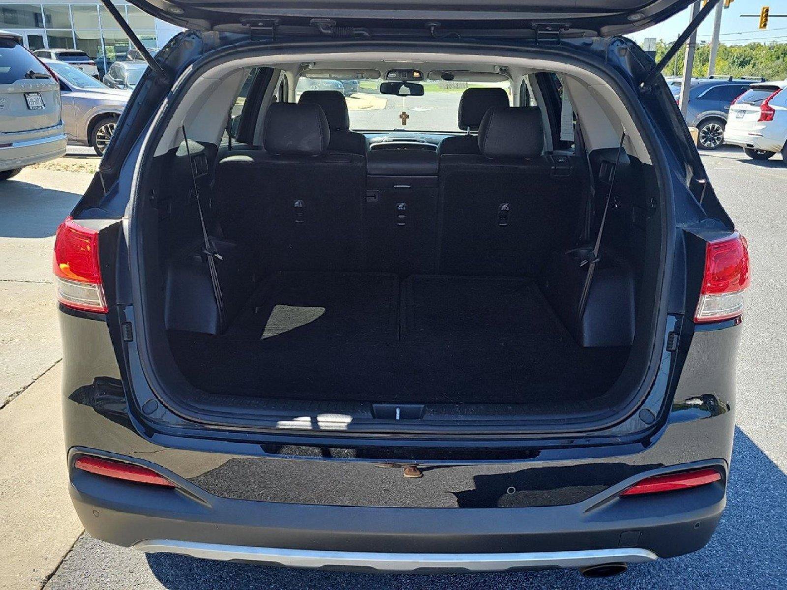 Used 2017 Kia Sorento EX AWD/4WD image 48