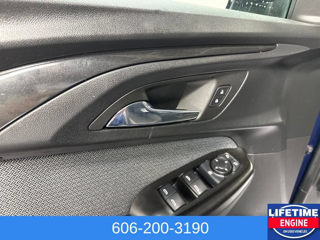 Used 2023 Chevrolet TrailBlazer LT FWD image 27