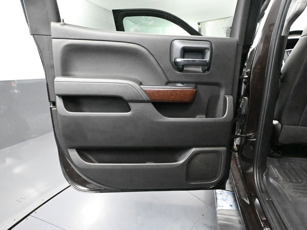 Used 2018 GMC Sierra 3500 SLT w/ Duramax Plus Package image 37