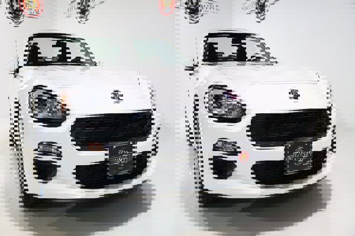 Used 2017 FIAT 124 Spider Classica image 8