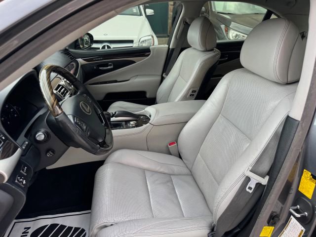 Used 2013 Lexus LS 460 image 10