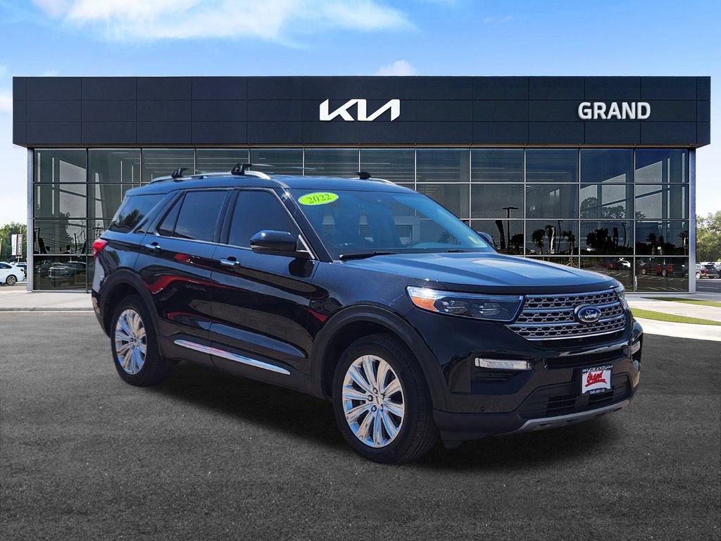 Used 2022 Ford Explorer Limited w/ Equipment Group 301A image 2
