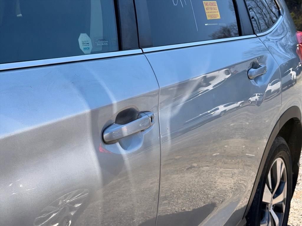 Used 2021 Subaru Ascent Premium image 7