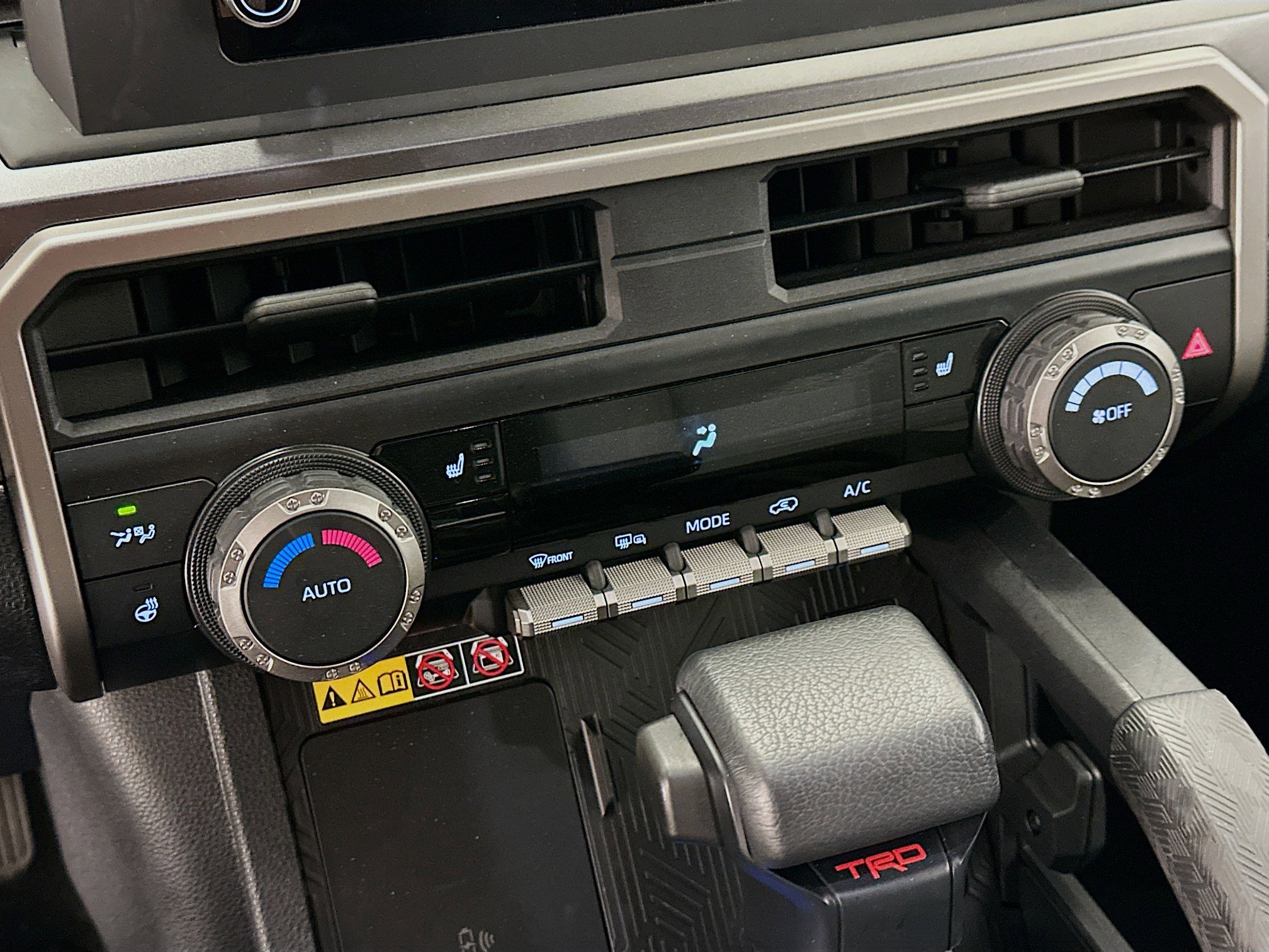Used 2025 Toyota 4Runner TRD Off-Road AWD/4WD image 24