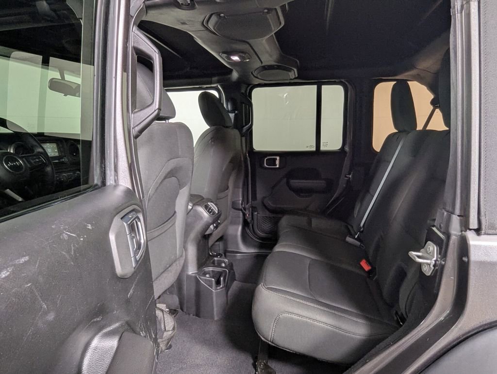 Used 2018 Jeep Wrangler Unlimited Sport S image 26