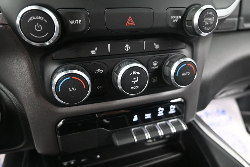 Used 2019 RAM 1500 Big Horn AWD/4WD image 38