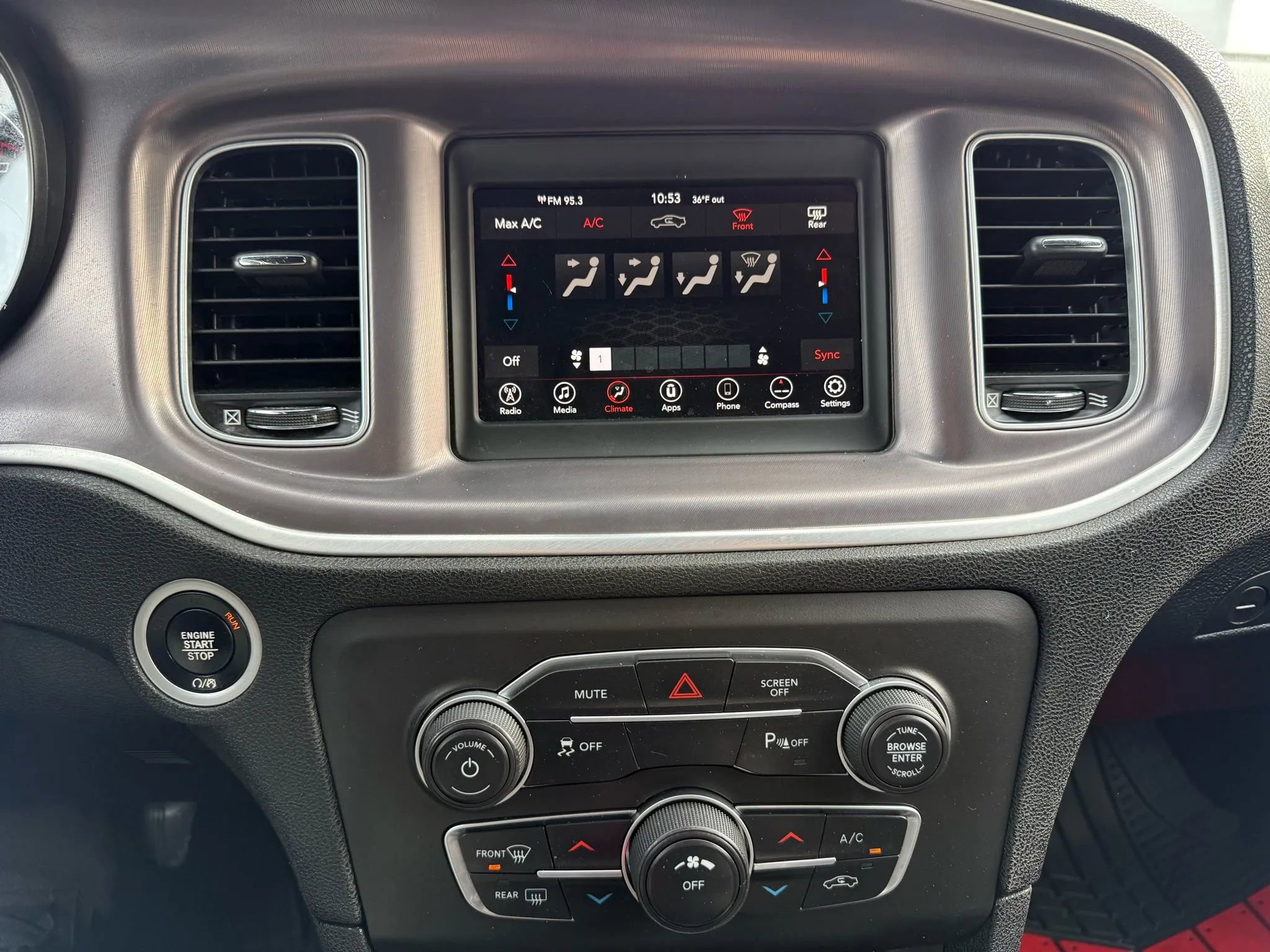 Used 2022 Dodge Charger SXT image 22