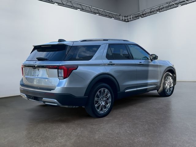 Used 2025 Ford Explorer Platinum AWD/4WD image 5