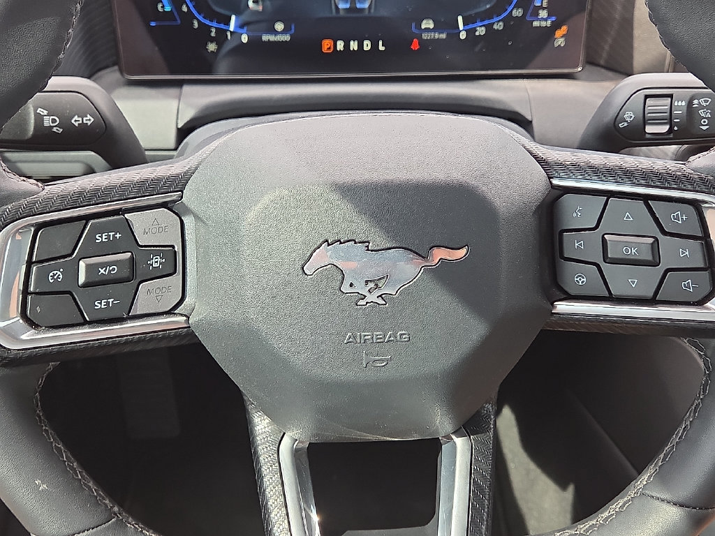 Used 2026 Ford Mustang Coupe RWD image 30