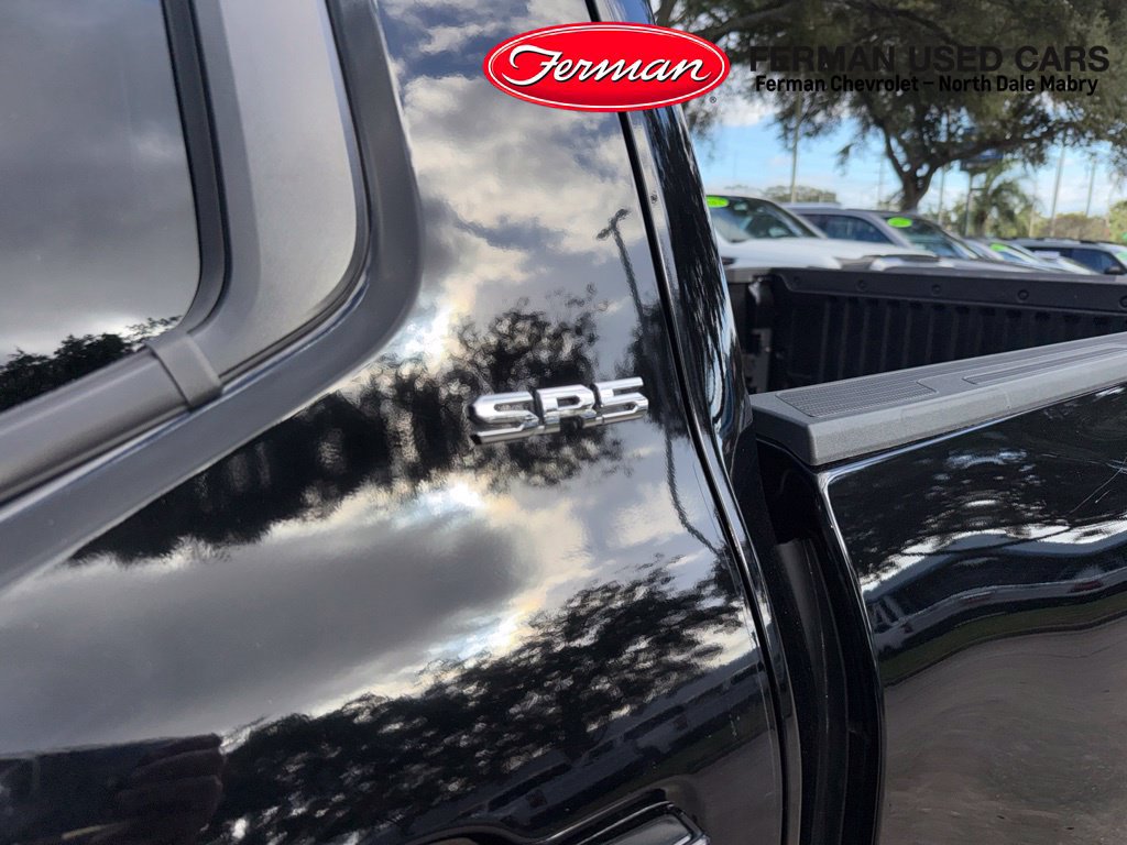 Used 2025 Toyota Tacoma SR5 RWD image 9