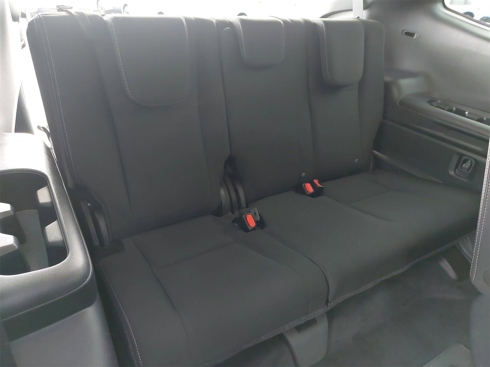 Certified 2022 Subaru Ascent Premium w/ Convenience Package image 12