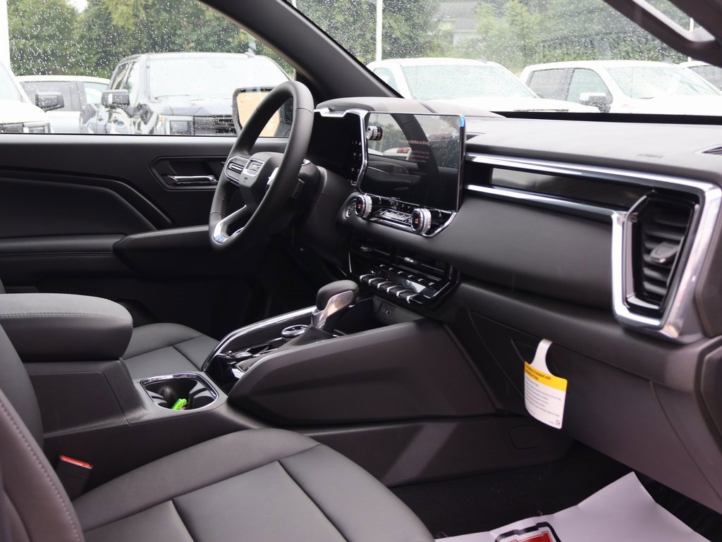 New 2025 GMC Canyon Elevation w/ Convenience Package image 31