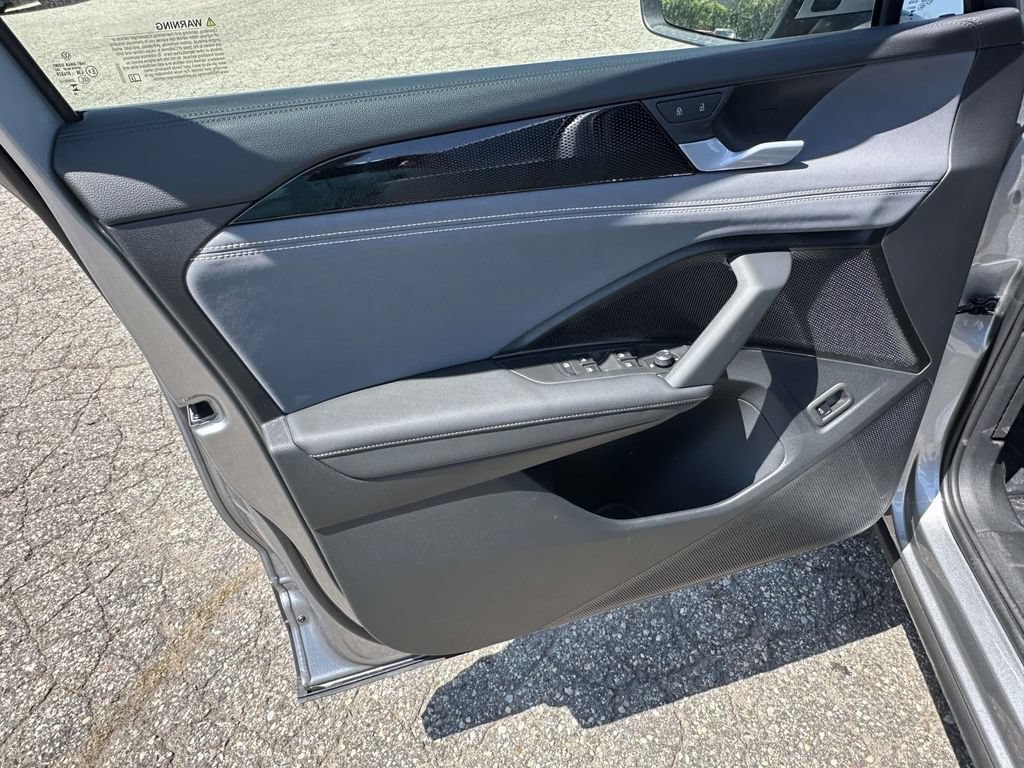 New 2026 Volkswagen Tiguan SE AWD/4WD image 12