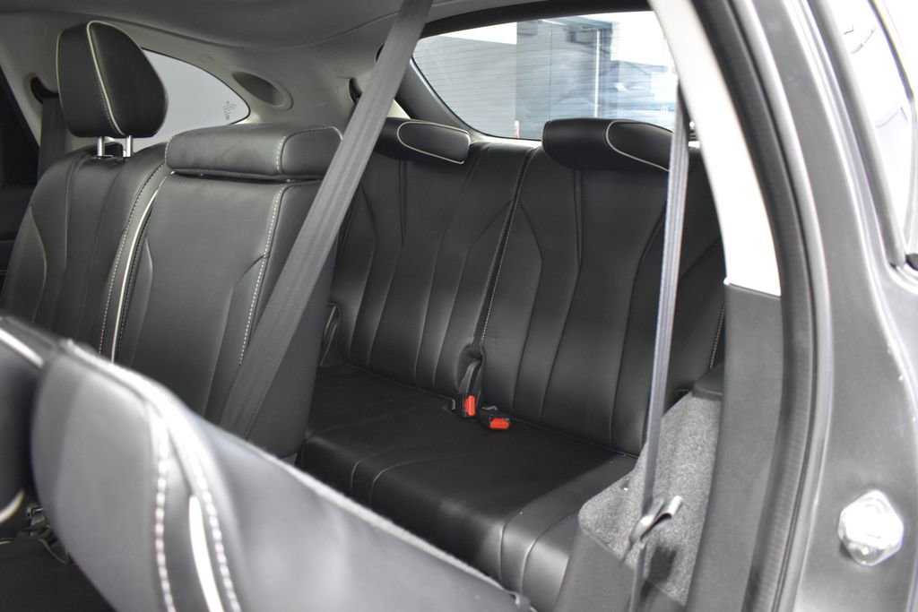 Used 2024 Acura MDX SH-AWD w/ Advance Package image 33