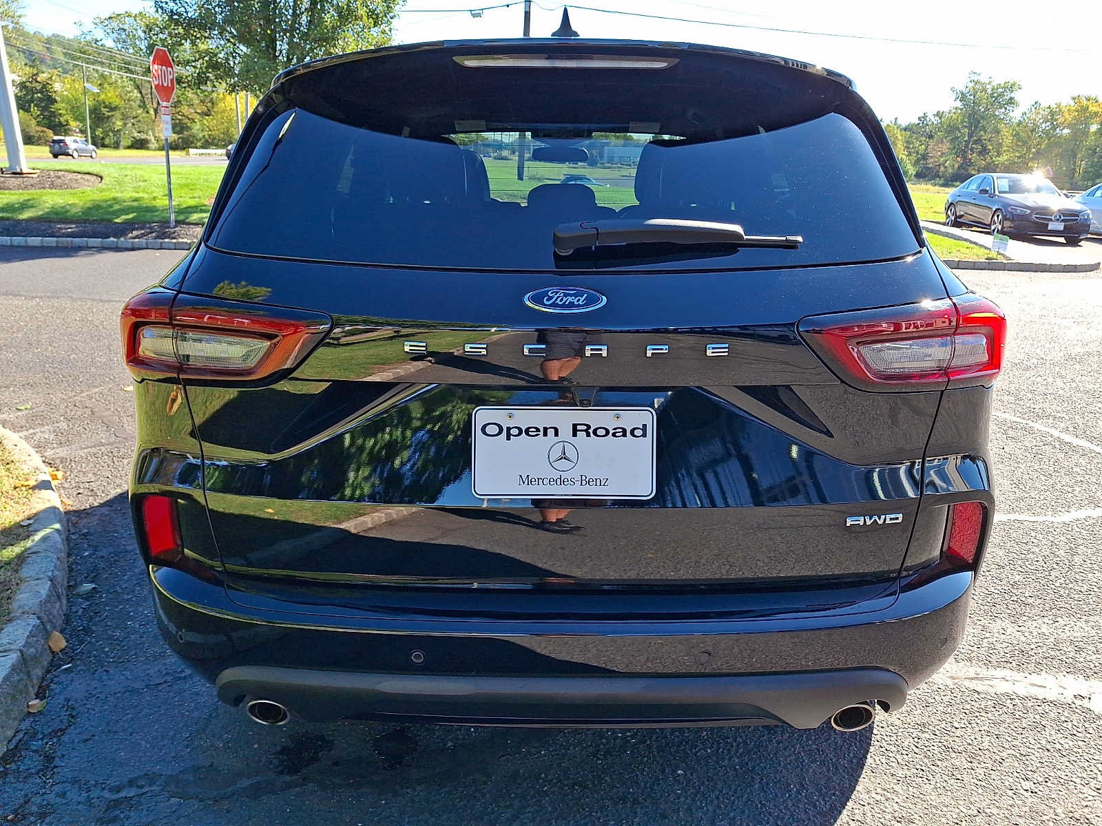 Used 2023 Ford Escape ST-Line w/ Tech Pack #1 AWD/4WD image 5