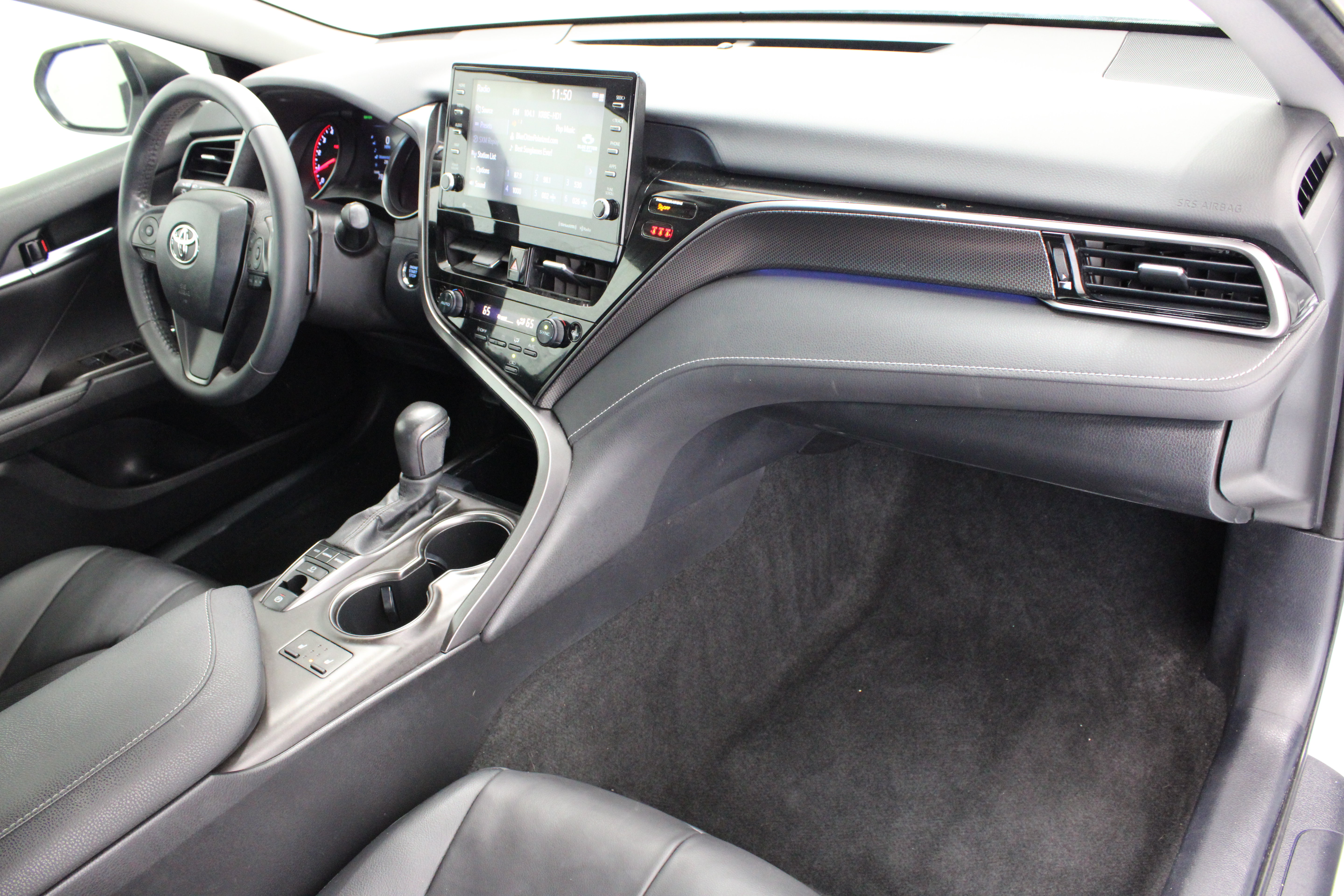 Used 2023 Toyota Camry XSE FWD image 36