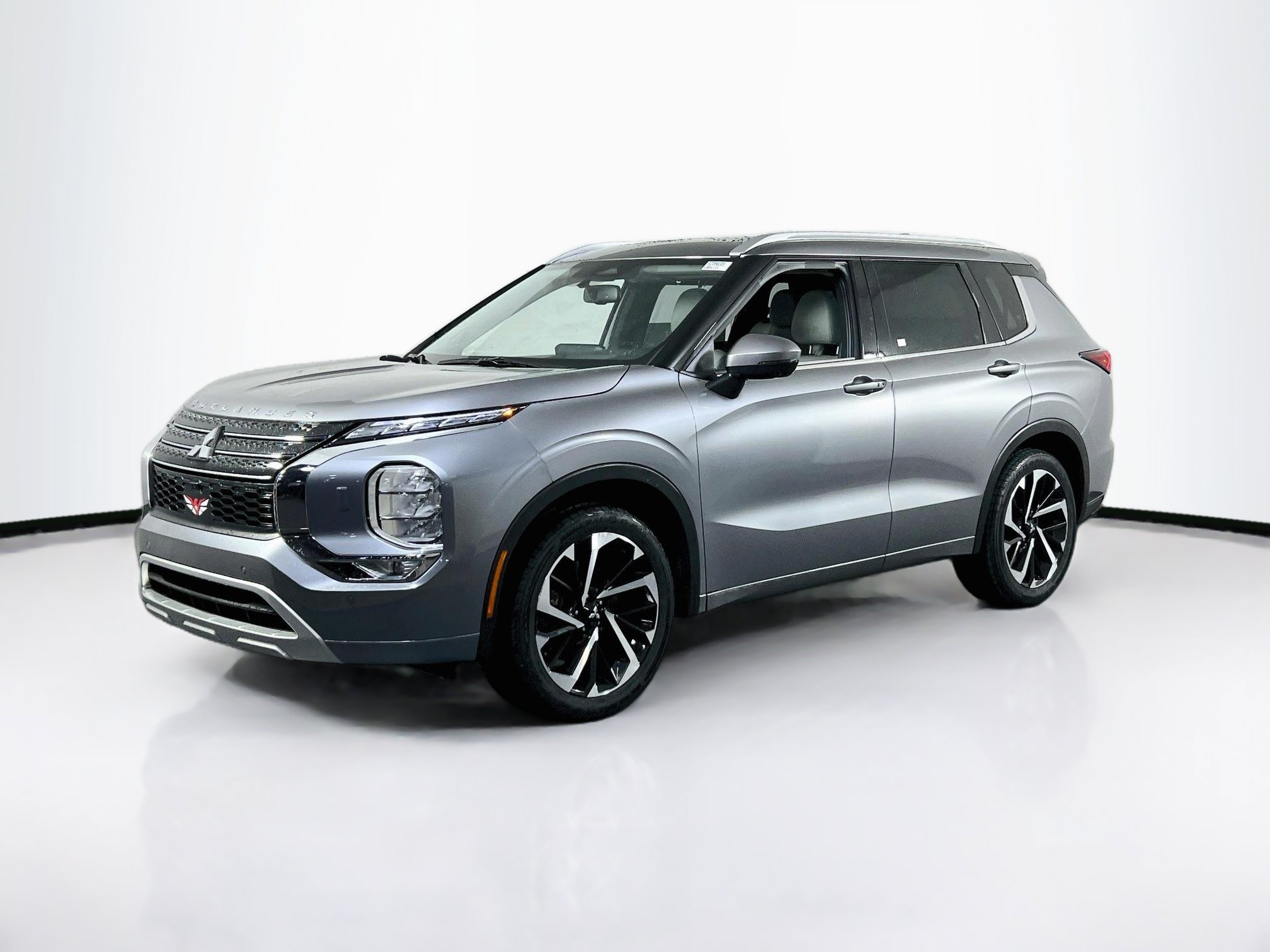 Used 2023 Mitsubishi Outlander SEL