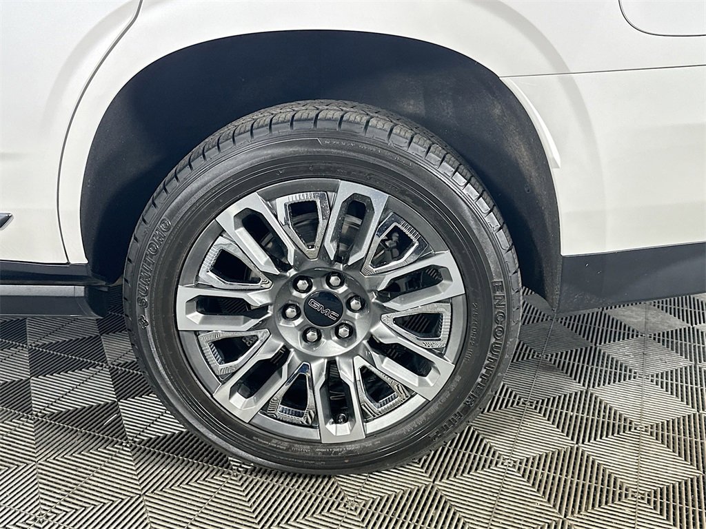 Used 2023 GMC Yukon Denali Ultimate image 34