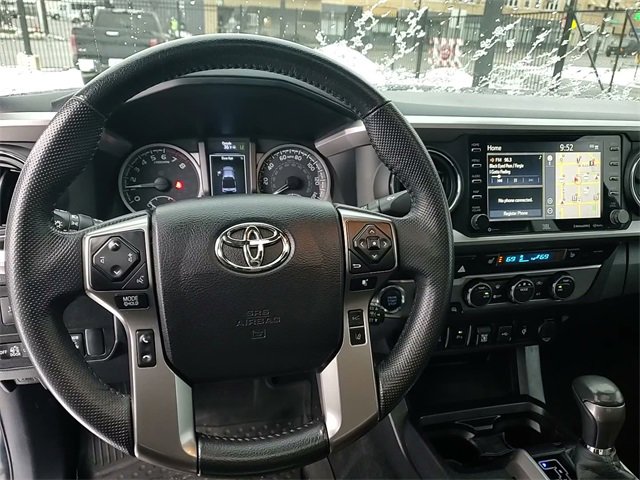 Used 2021 Toyota Tacoma Limited image 22