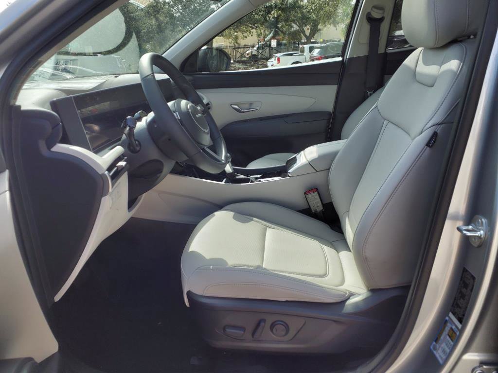 Certified 2025 Hyundai Tucson SEL image 16